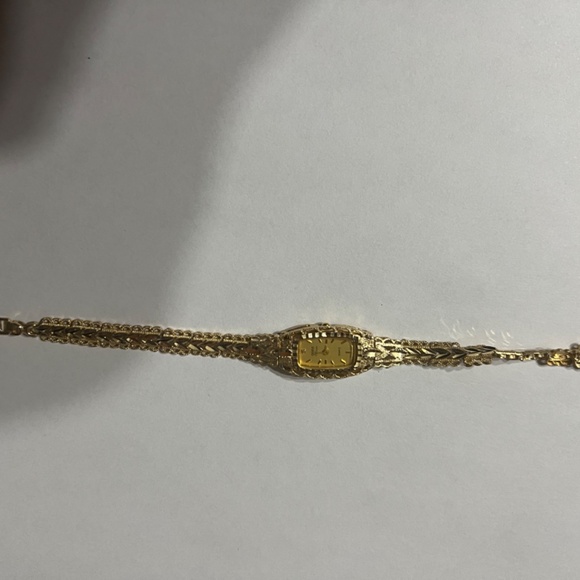 Geneve Classic Quartz 10K Gold ladies Watch - Picture 3 of 12